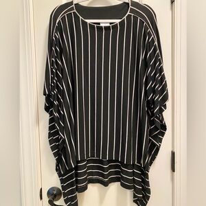 Tess Elliott Studio black & tan stripe poncho style top hi/low hem XL